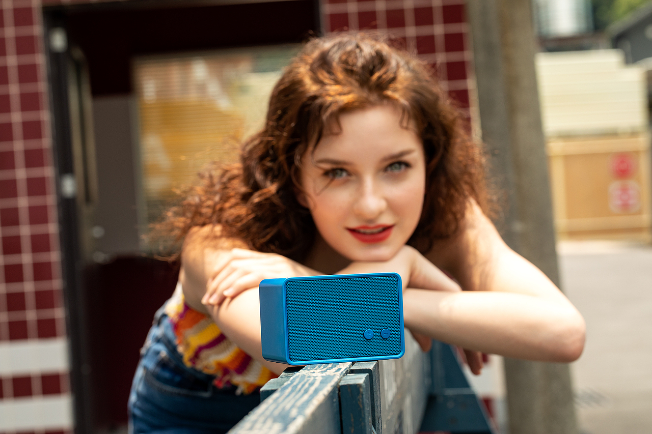 深圳 | ZD | 攝影 音箱聆聽聲音（圖ZMzIyNzExMzg4） - 人像攝影 - 站酷設(shè)計(jì)師ZD專注模特?cái)z影原創(chuàng)素材 - 站酷ZCOOL