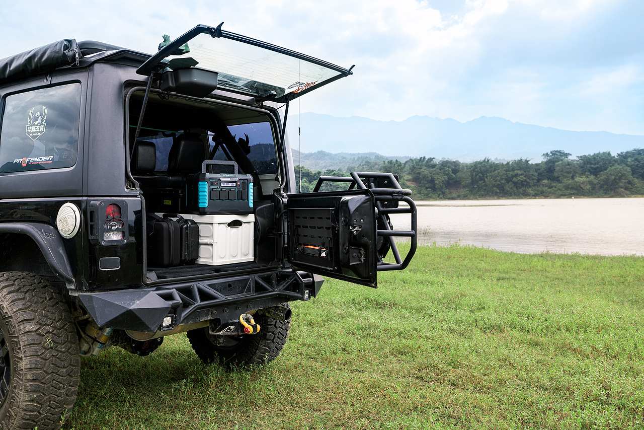 罗马仕雷霆系列 户外电源拍摄（图ZMzQ5NTI1ODQ0） - 产品摄影 - 站酷设计师一森giegie原创素材 - 站酷ZCOOL