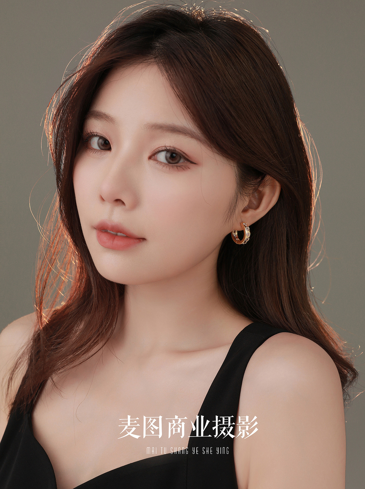 产品摄影 小众小清晰暖系耳饰吊坠模特拍摄作品展示（图ZMzI2NzkxOTA4） - 产品摄影 - 站酷设计师义乌麦图摄影官网原创素材 - 站酷ZCOOL