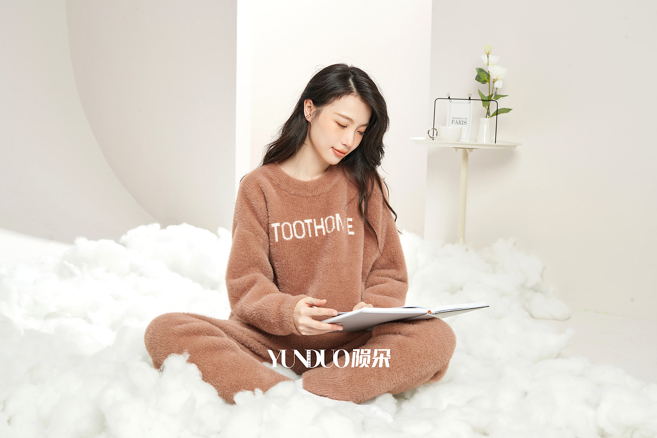 家居服 保暖家居服 保暖衣 极简家居服（图ZMzU1MDMwMTUy） - 产品摄影 - 站酷设计师陨朵商拍刘大奇原创素材 - 站酷ZCOOL