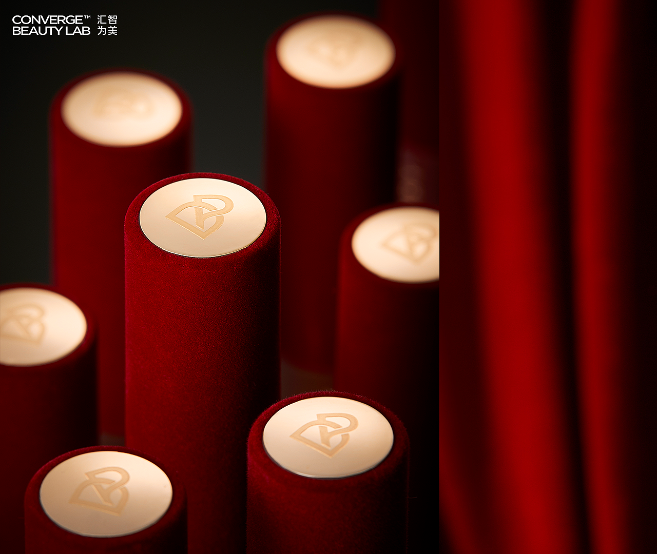汇智为美 | 产品摄影|完美日记.丝绒唇釉产品创意图