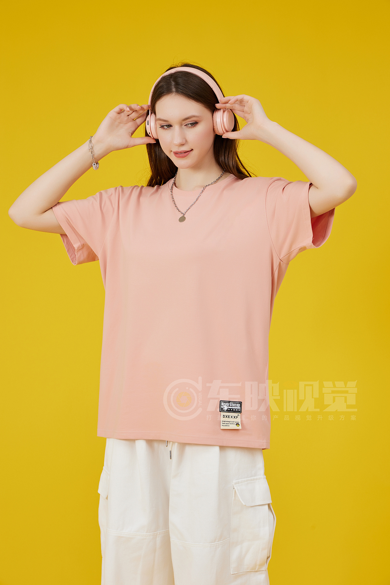 东映视觉-情侣T恤（图ZMzU0MzEyMzk2） - 产品摄影 - 站酷设计师东映视觉原创素材 - 站酷ZCOOL