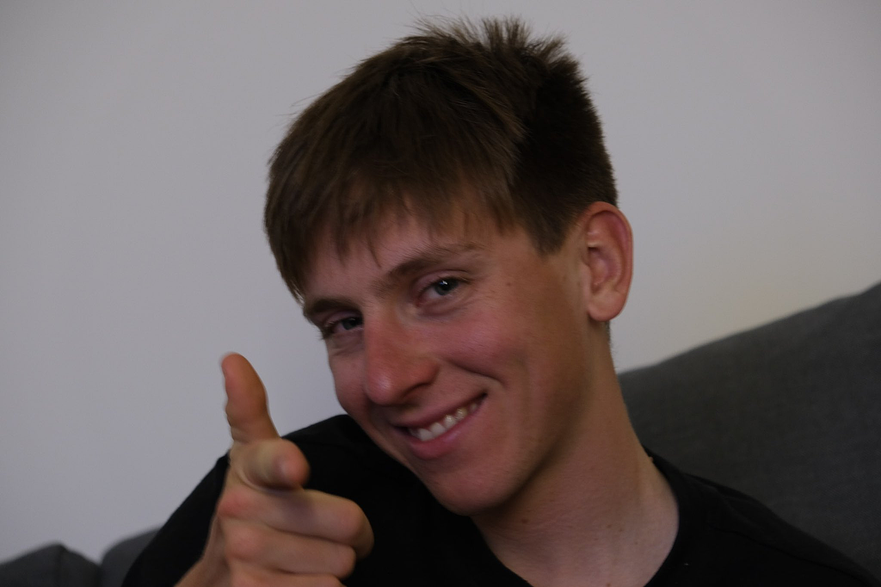 插畫練習(xí)-芬達(dá)超人波加查Tadej Poga?ar（圖ZMzAzNjI5NTEy） - 商業(yè)插畫 - 站酷設(shè)計(jì)師兩張五毛錢原創(chuàng)素材 - 站酷ZCOOL