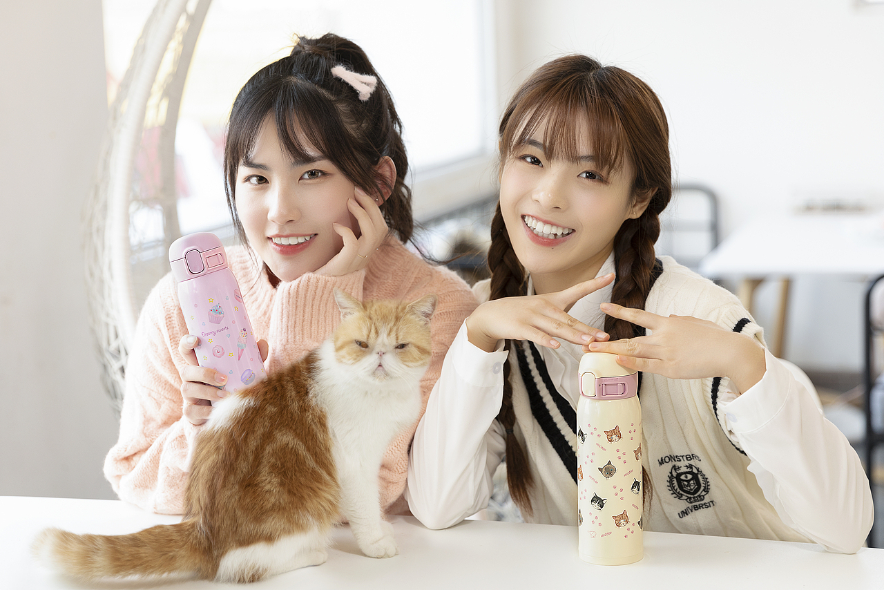 保溫杯拍攝（圖ZMzI0MDgzNTIw） - 產(chǎn)品攝影 - 站酷設(shè)計(jì)師蘇黎世丶原創(chuàng)素材 - 站酷ZCOOL