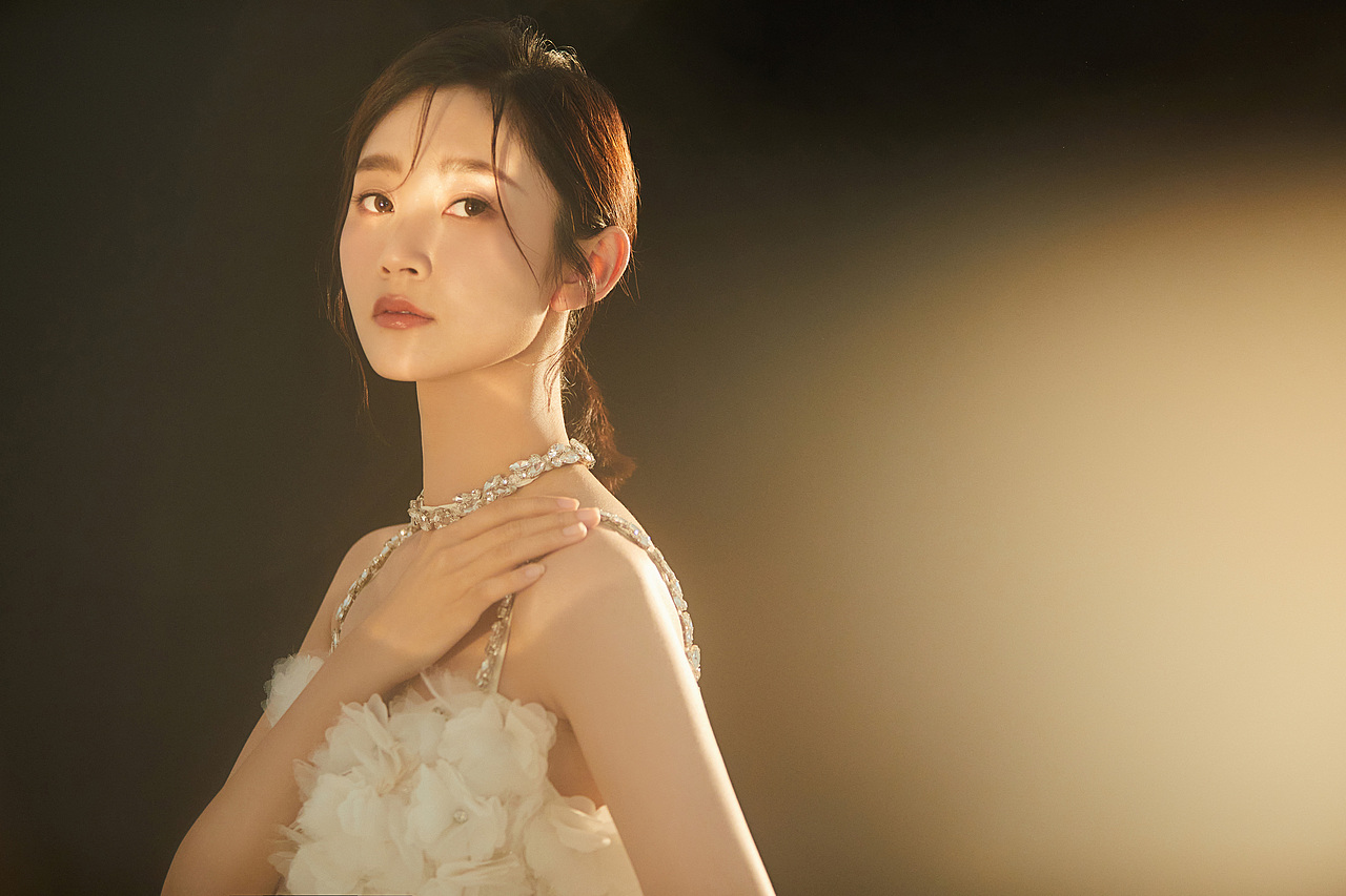 艺人-魏小也（图ZMzY3OTY2NzQ4） - 修图/后期 - 站酷设计师修图师王小强原创素材 - 站酷ZCOOL