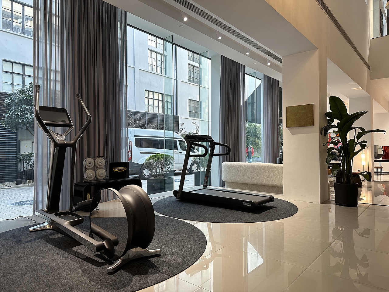 Furniture Showroom Design（图ZMzQwNTk4NjYw） - 商业空间设计 - 站酷设计师lucylindesgins原创素材 - 站酷ZCOOL