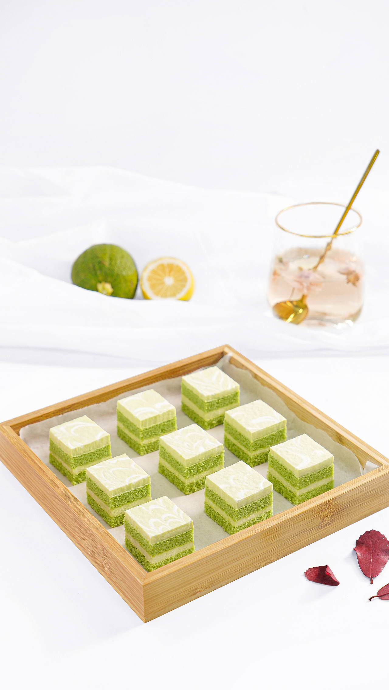 五月份的片子/爱你的人有着西点一样的甜