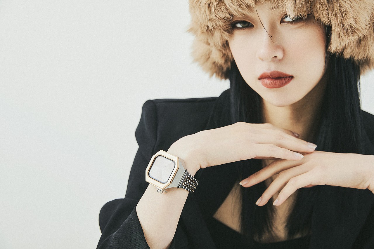 手表拍摄（图ZMzI3Nzg0ODM2） - 人像摄影 - 站酷设计师摄影师柏然原创素材 - 站酷ZCOOL