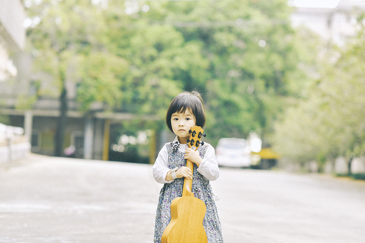 左手童年，右手春天（图ZMzY1Mjk3MTQ4） - 人像摄影 - 站酷设计师刘豌豆豆豆小姐原创素材 - 站酷ZCOOL
