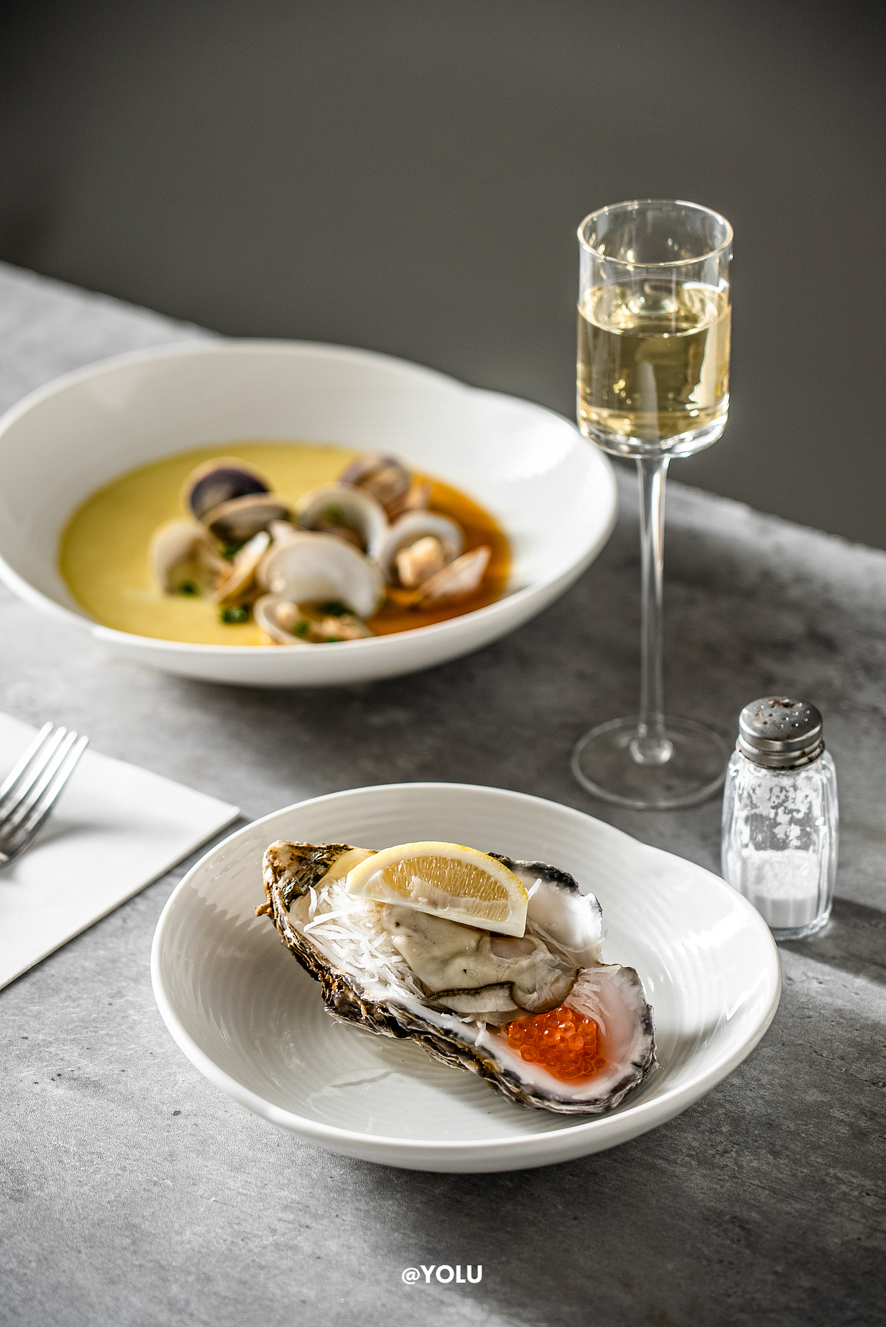 黑白西餐盘美食摄影（图ZMzQwNjA3MTA0） - 产品摄影 - 站酷设计师有鹿摄影视觉YOLU原创素材 - 站酷ZCOOL