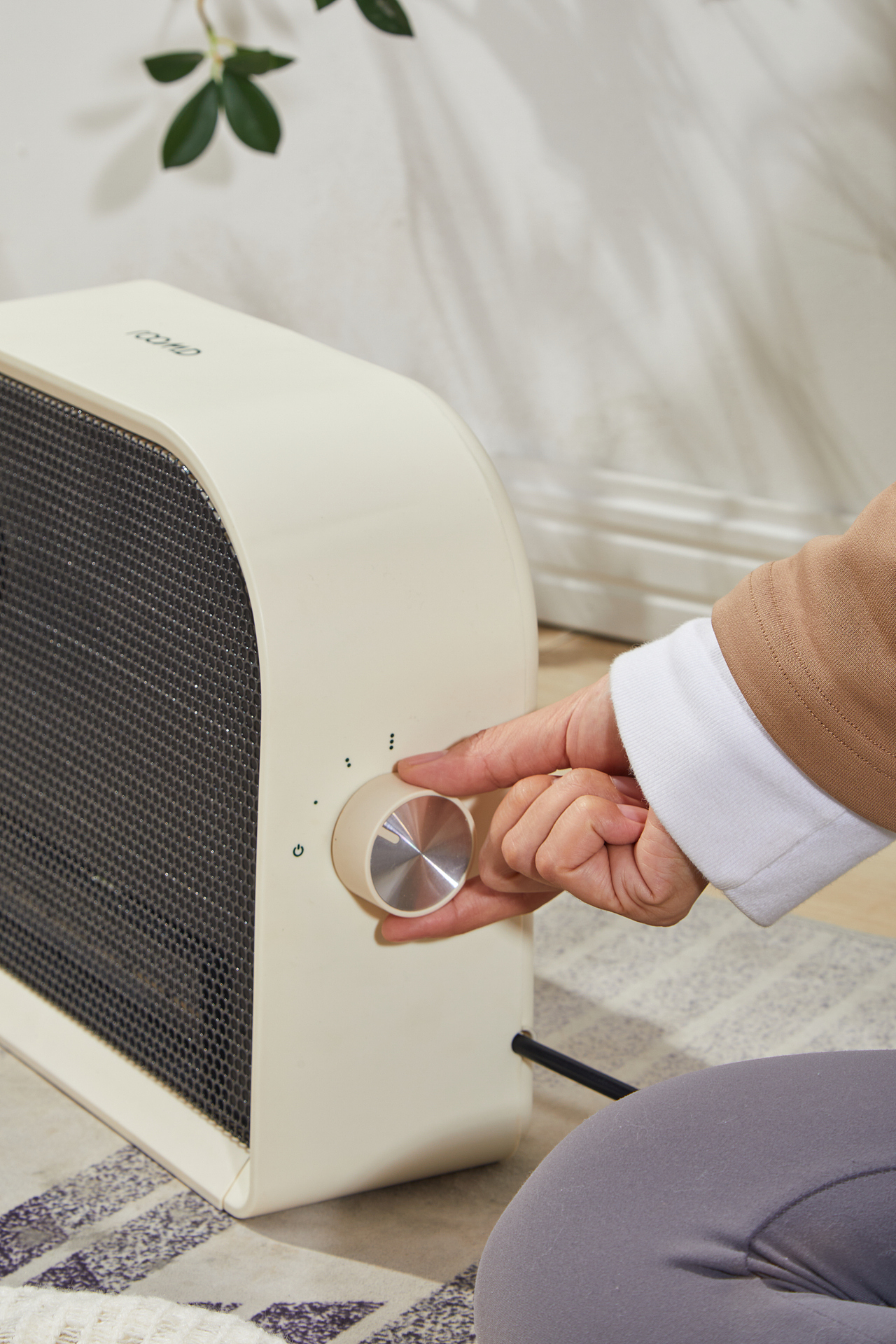 暖氣取暖器 速熱暖風(fēng)機(jī)（圖ZMzUzMzQ3MjY4） - 產(chǎn)品攝影 - 站酷設(shè)計(jì)師酷吉吉攝影原創(chuàng)素材 - 站酷ZCOOL