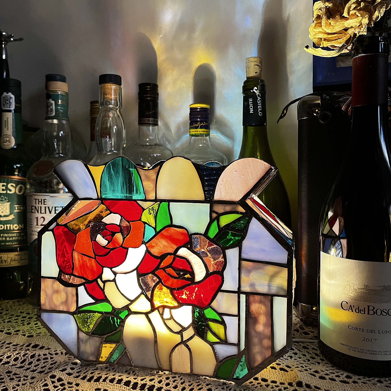 fish tank | 一只波光粼粼的鱼缸 | 蒂凡尼玻璃