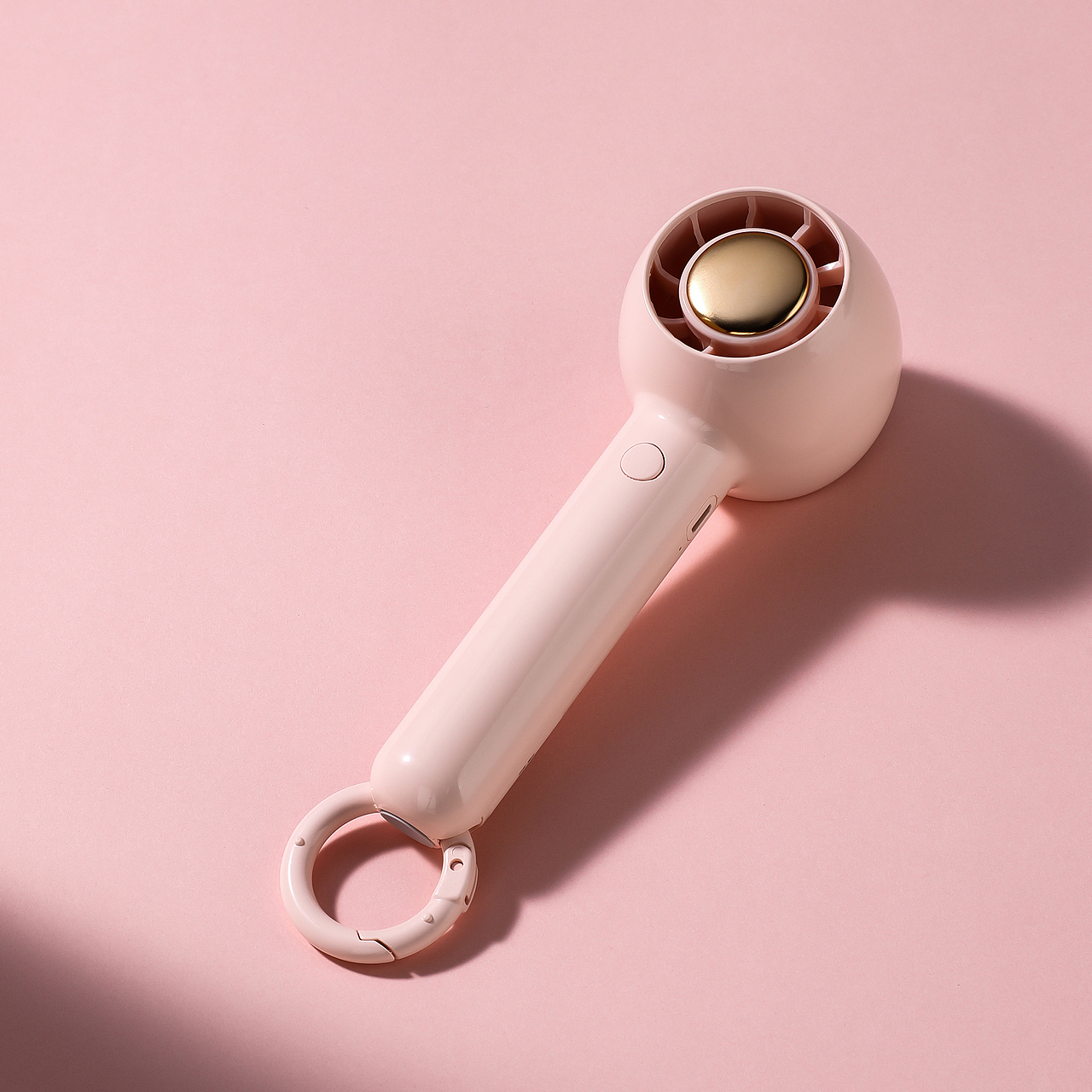 手持风扇/桌面小风扇（图ZMzU3MjUyNTc2） - 产品摄影 - 站酷设计师To1893原创素材 - 站酷ZCOOL