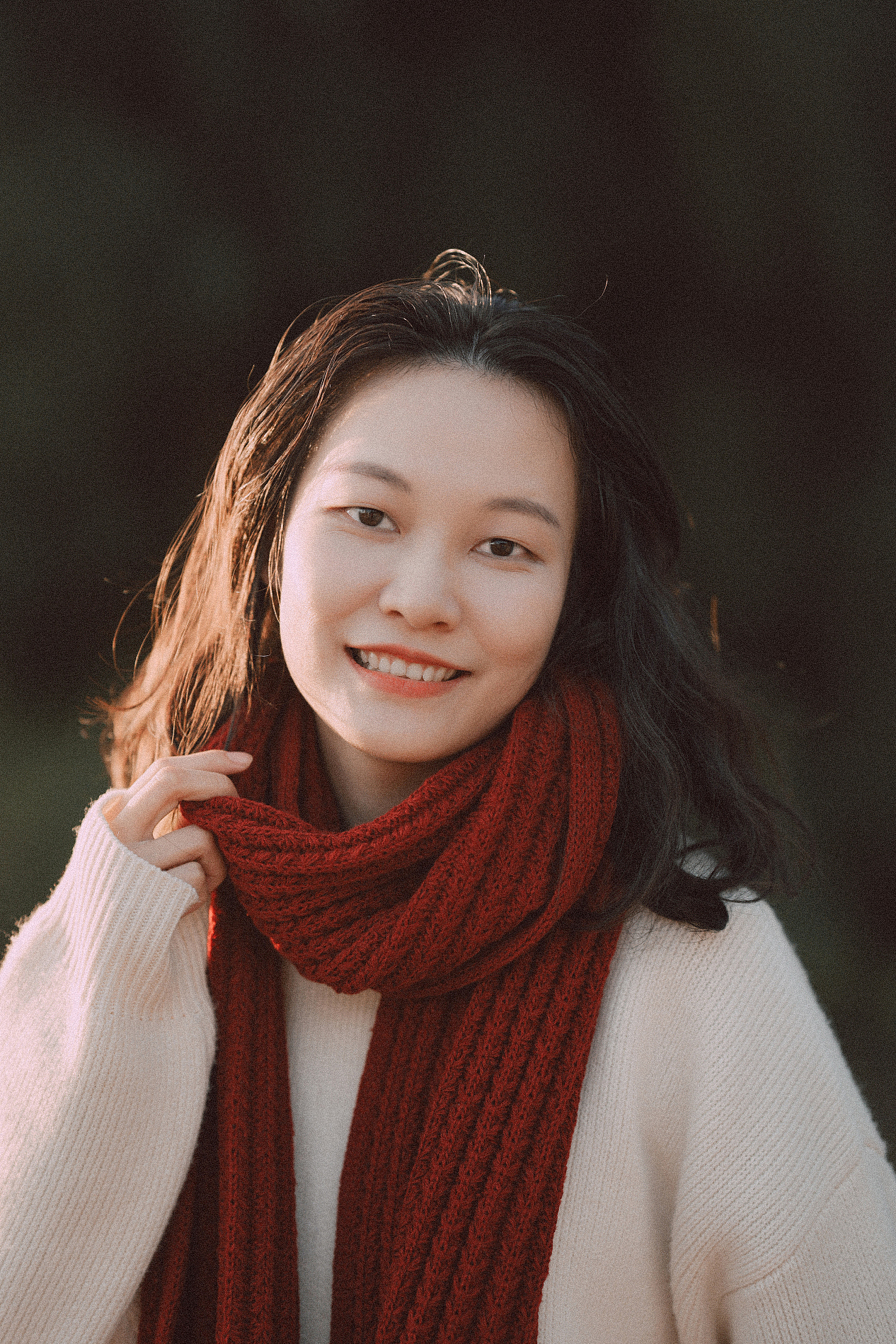 红色围巾胶片风