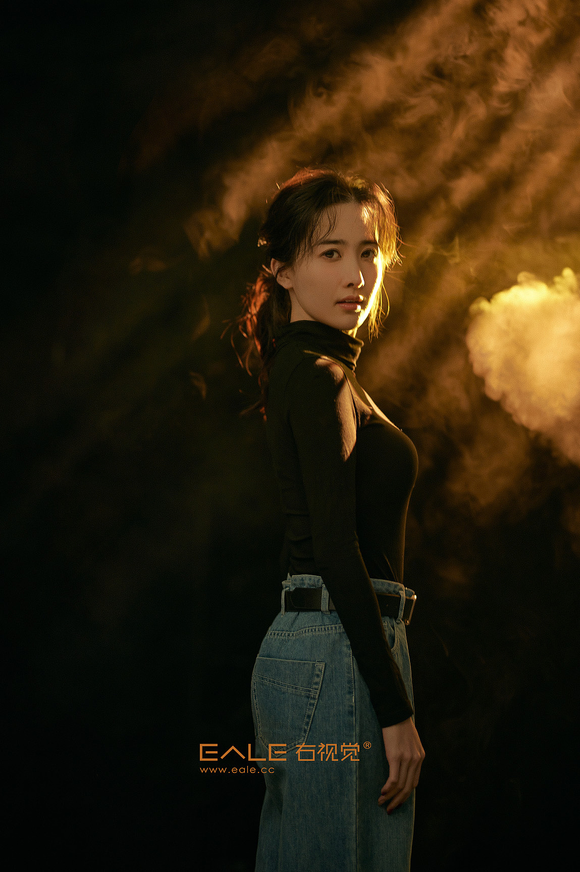 尘烟（图ZMzMxMzM1NzAw） - 人像摄影 - 站酷设计师ealestudio原创素材 - 站酷ZCOOL