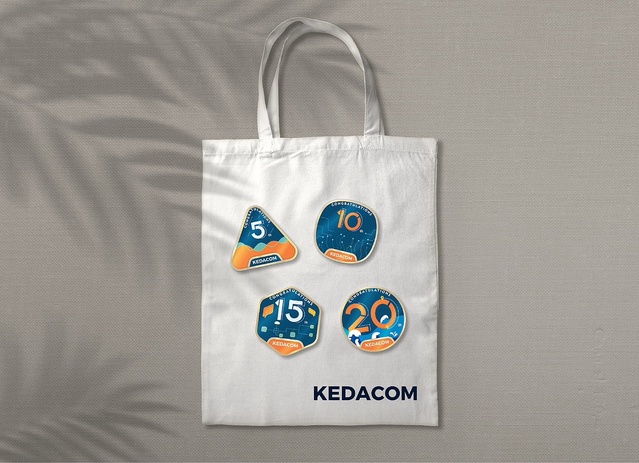 KEDACOM司齡徽章設(shè)計（圖ZMzAzMjQwODky） - 品牌 - 站酷設(shè)計師哼著卡農(nóng)的咖啡君原創(chuàng)素材 - 站酷ZCOOL