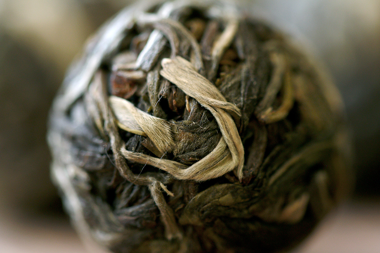 茶叶拍摄练习16----曼松龙珠普洱茶