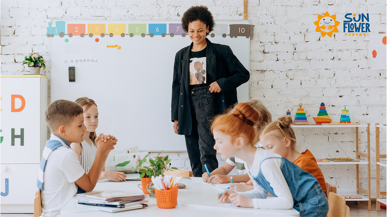 向日葵早教中心提案（图ZMzAyMjQxNDE2） - 品牌 - 站酷设计师米楽原创素材 - 站酷ZCOOL