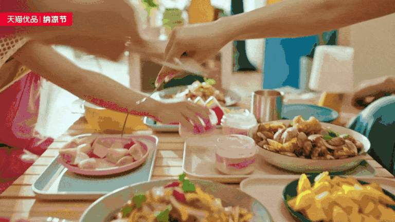 天猫优品x美的 纳凉节大促TVC—让夏天“家电”多巴胺（图ZMzQ5OTA4NzQ4） - 宣传片 - 站酷设计师盘马弯弓PMWG原创素材 - 站酷ZCOOL