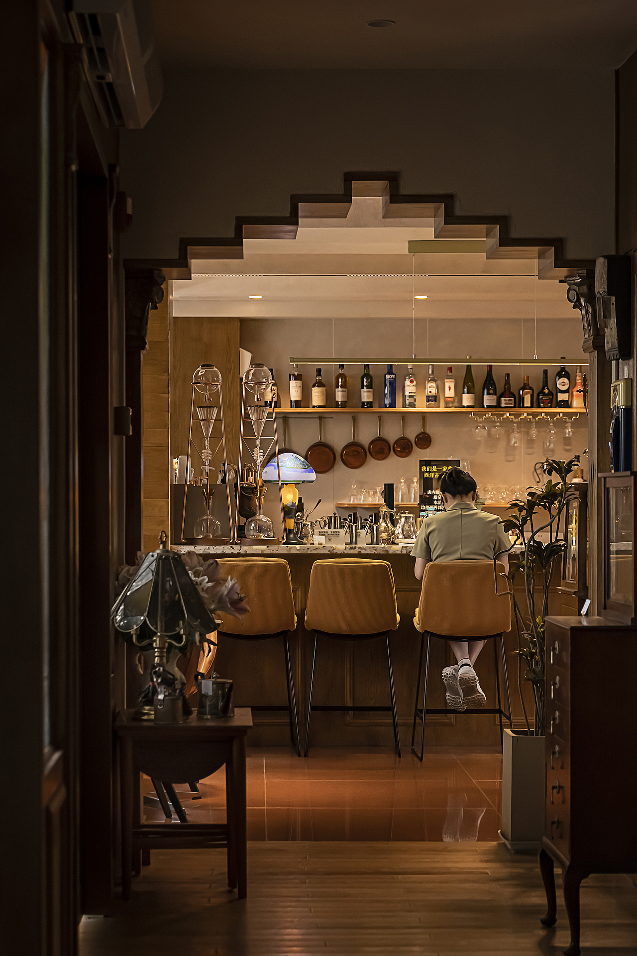 奇遇摩登 Modern Adventure（图ZMzUwOTA3MTE2） - 酒店餐饮设计 - 站酷设计师妖怪联动设计部原创素材 - 站酷ZCOOL