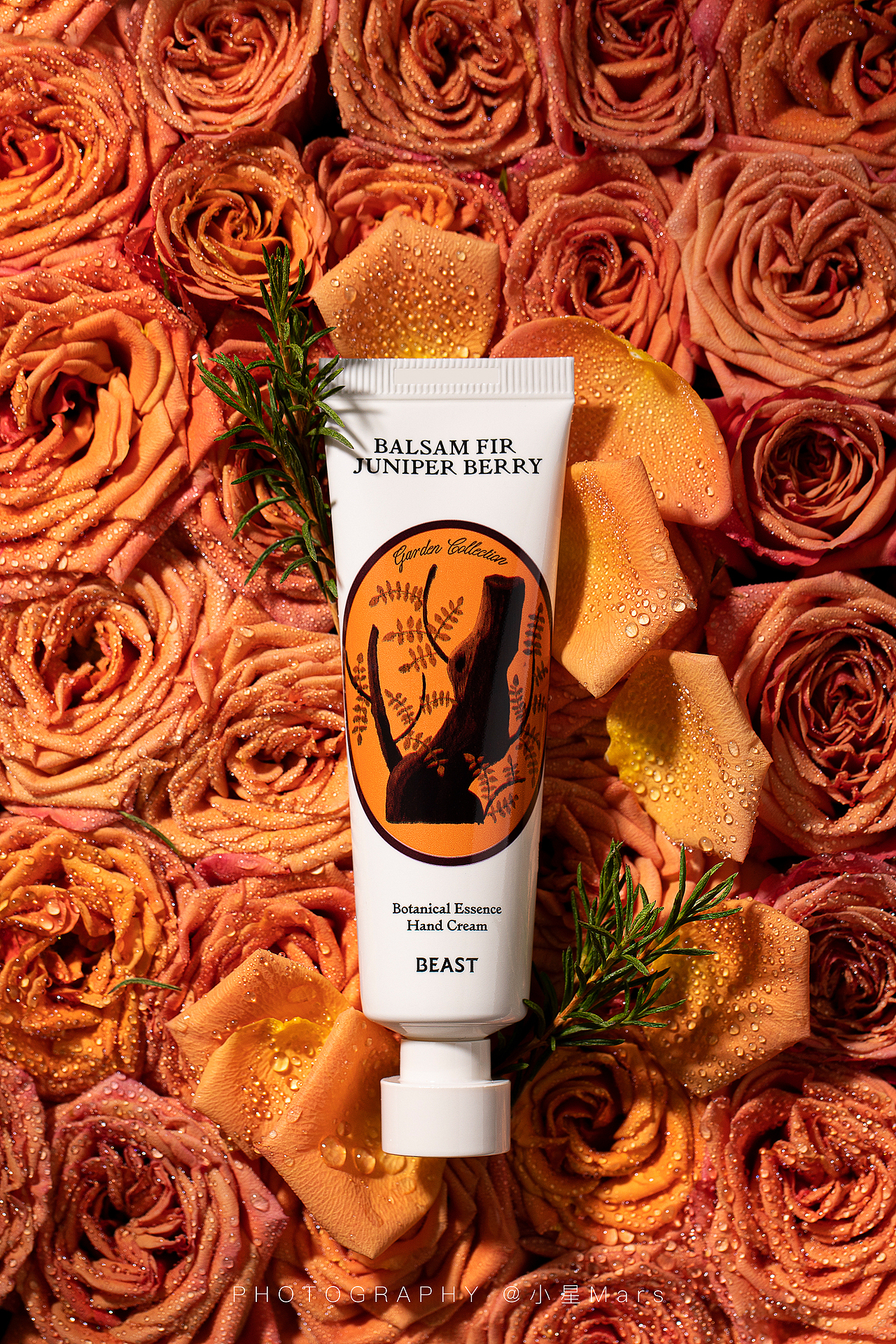 美妆摄影丨一些与鲜花做搭配的化妆品拍摄案例！！！（图ZMzUzNjQ5OTUy） - 产品摄影 - 站酷设计师小星Mars原创素材 - 站酷ZCOOL