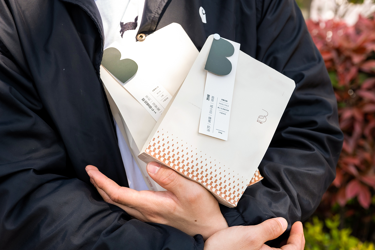 原本墨咖啡包装设计