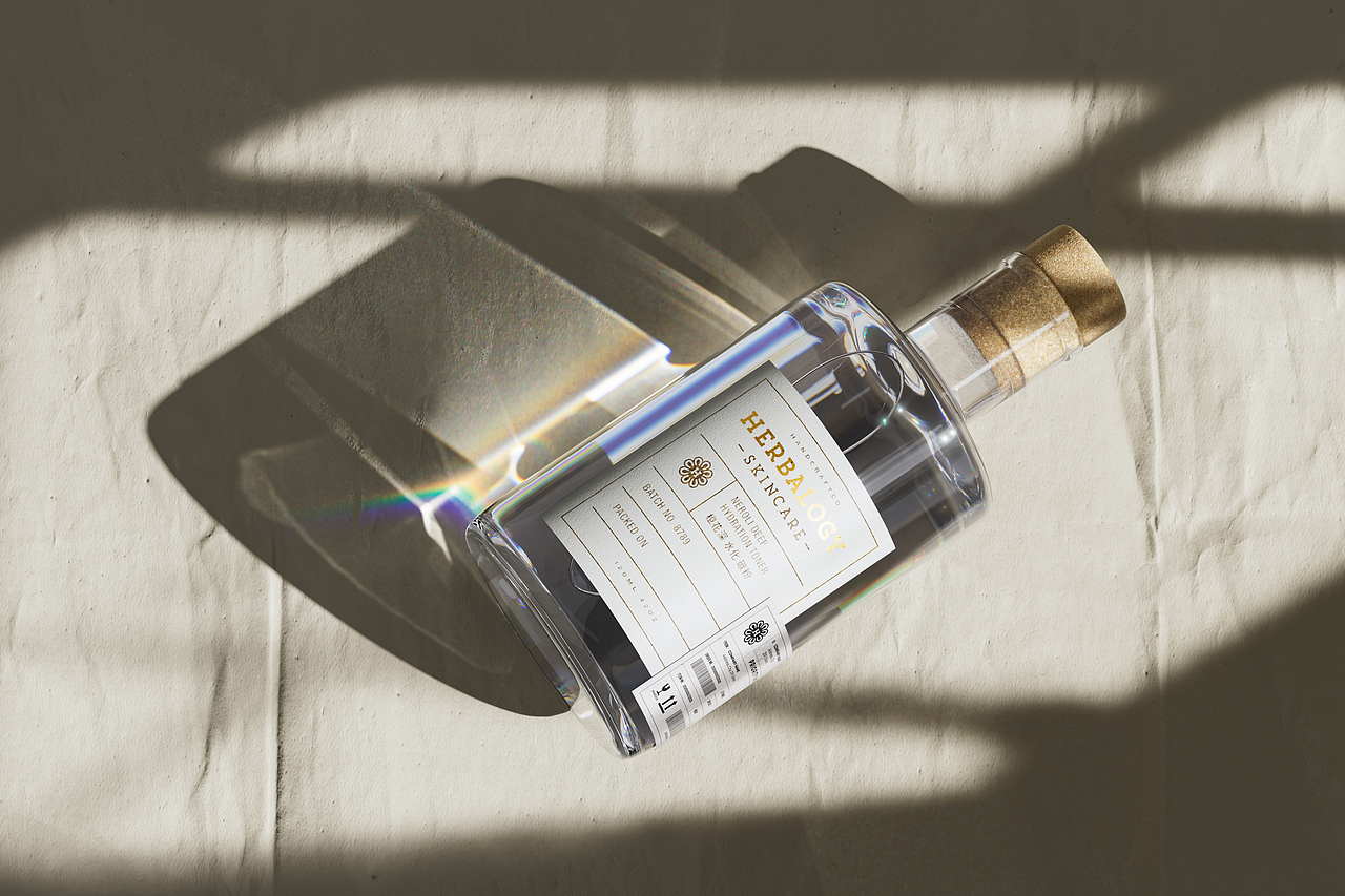 2023第二季度作品 玻璃材质练习（图ZMzQ1NDAxOTMy） - 产品 - 站酷设计师Emily萱原创素材 - 站酷ZCOOL