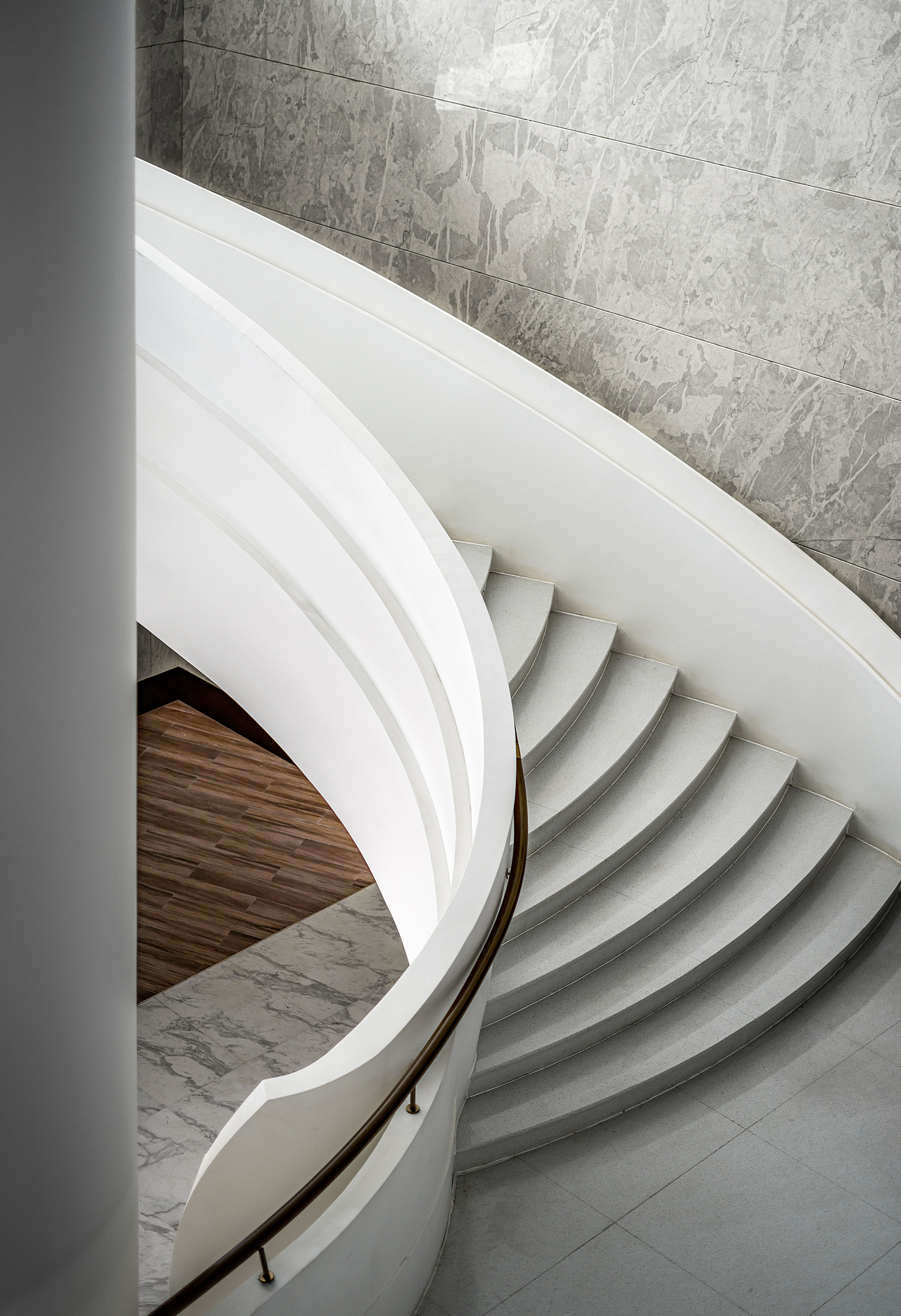 影像映入现实，演出城市的盛大之宴（图ZMzU4MzYxMzcy） - 商业空间设计 - 站酷设计师峻佳设计KarvOne原创素材 - 站酷ZCOOL