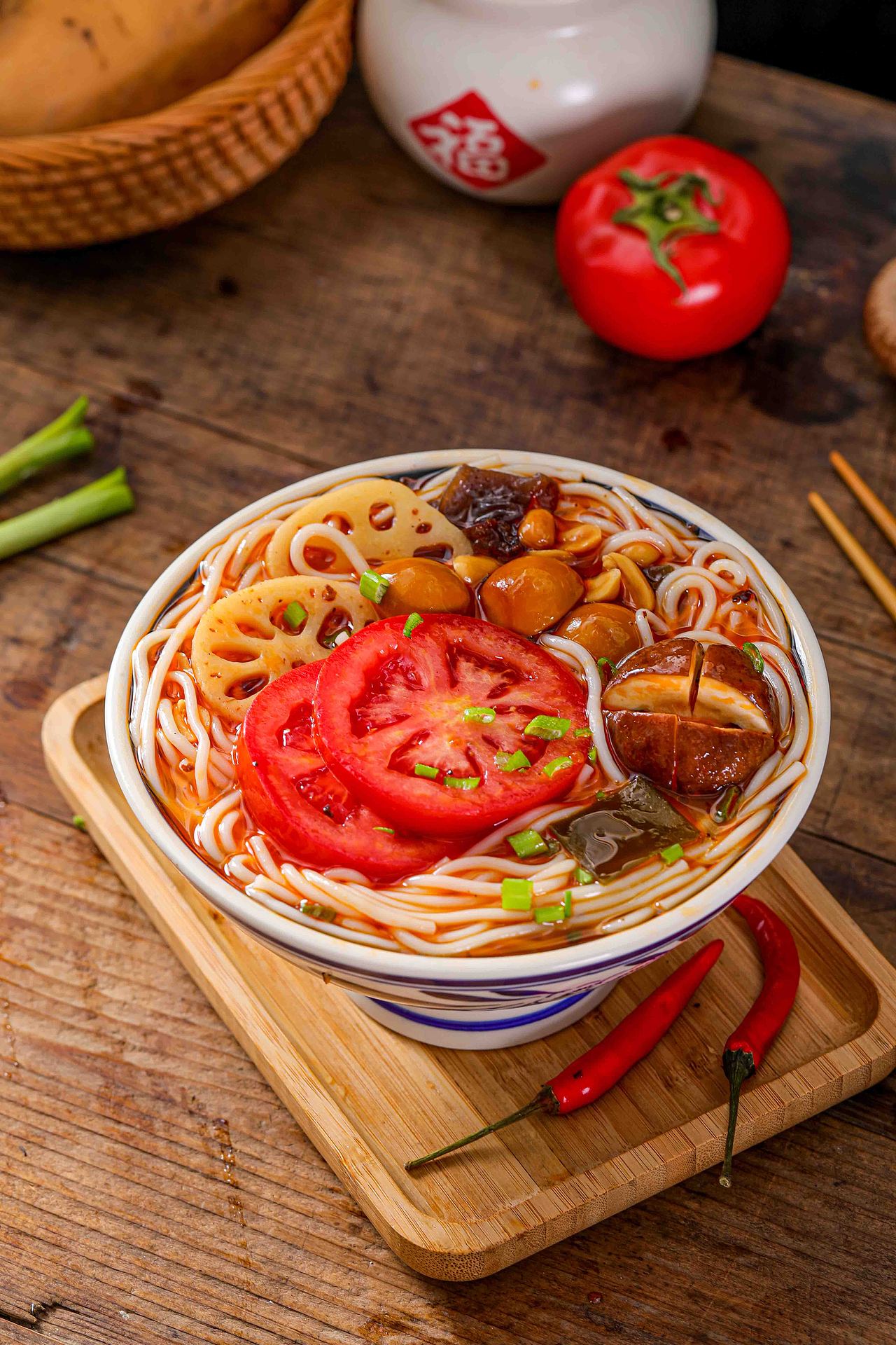 过桥米线米粉香辣酱料麻辣粉丝粉条螺蛳粉麻辣烫速食（图ZMzY3NDA2OTg0） - 美食摄影 - 站酷设计师光绪摄影工作室原创素材 - 站酷ZCOOL