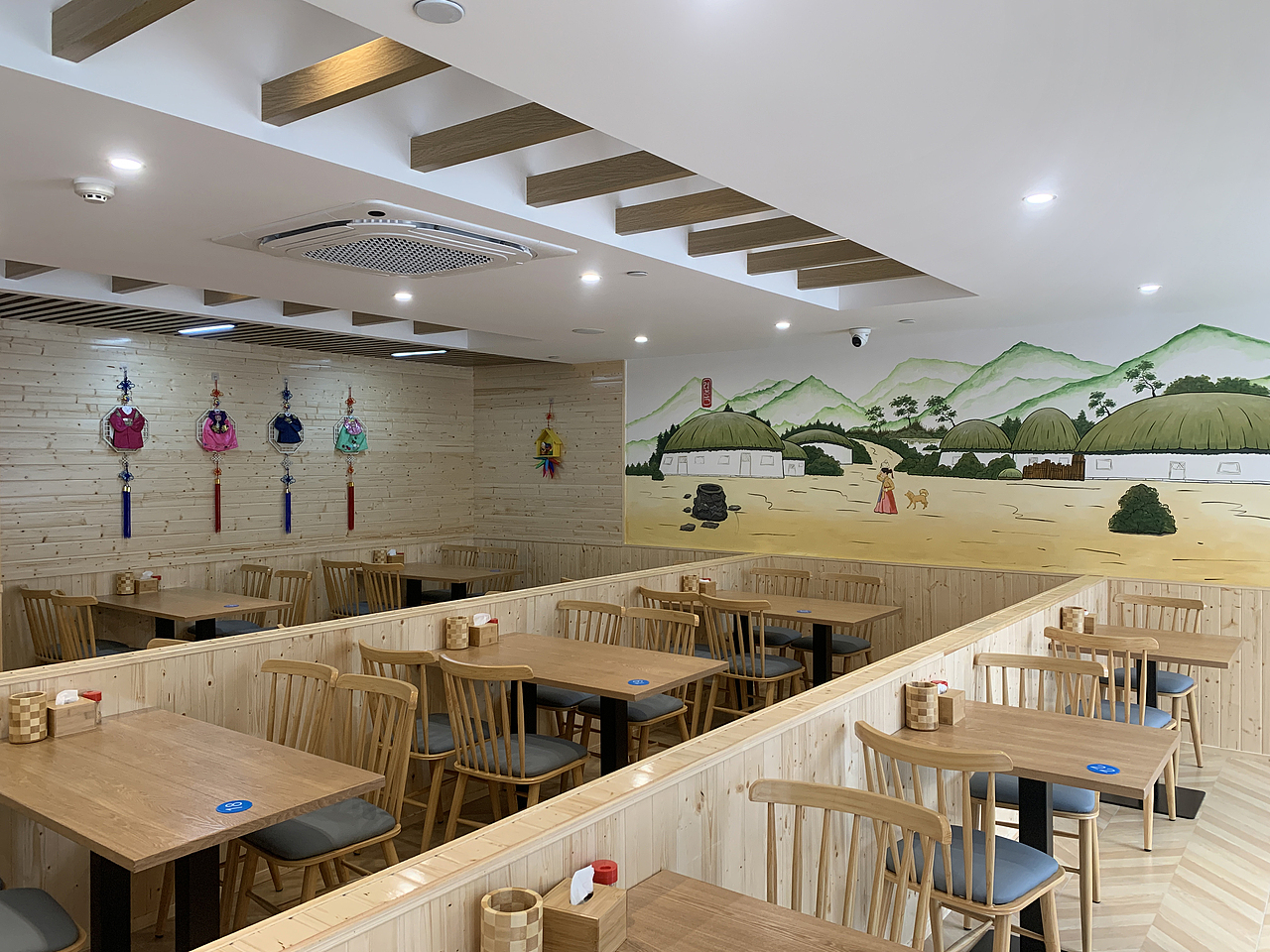 莲钰汤饭（贵阳店）（图ZMzYzNzI0MDEy） - 酒店餐饮设计 - 站酷设计师贵阳一品空间设计原创素材 - 站酷ZCOOL