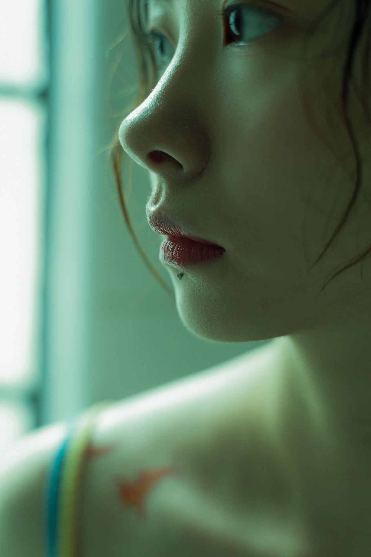 为什么独自一人（图ZMzA4NDI5MzA0） - 人像摄影 - 站酷设计师REBORN_OK原创素材 - 站酷ZCOOL