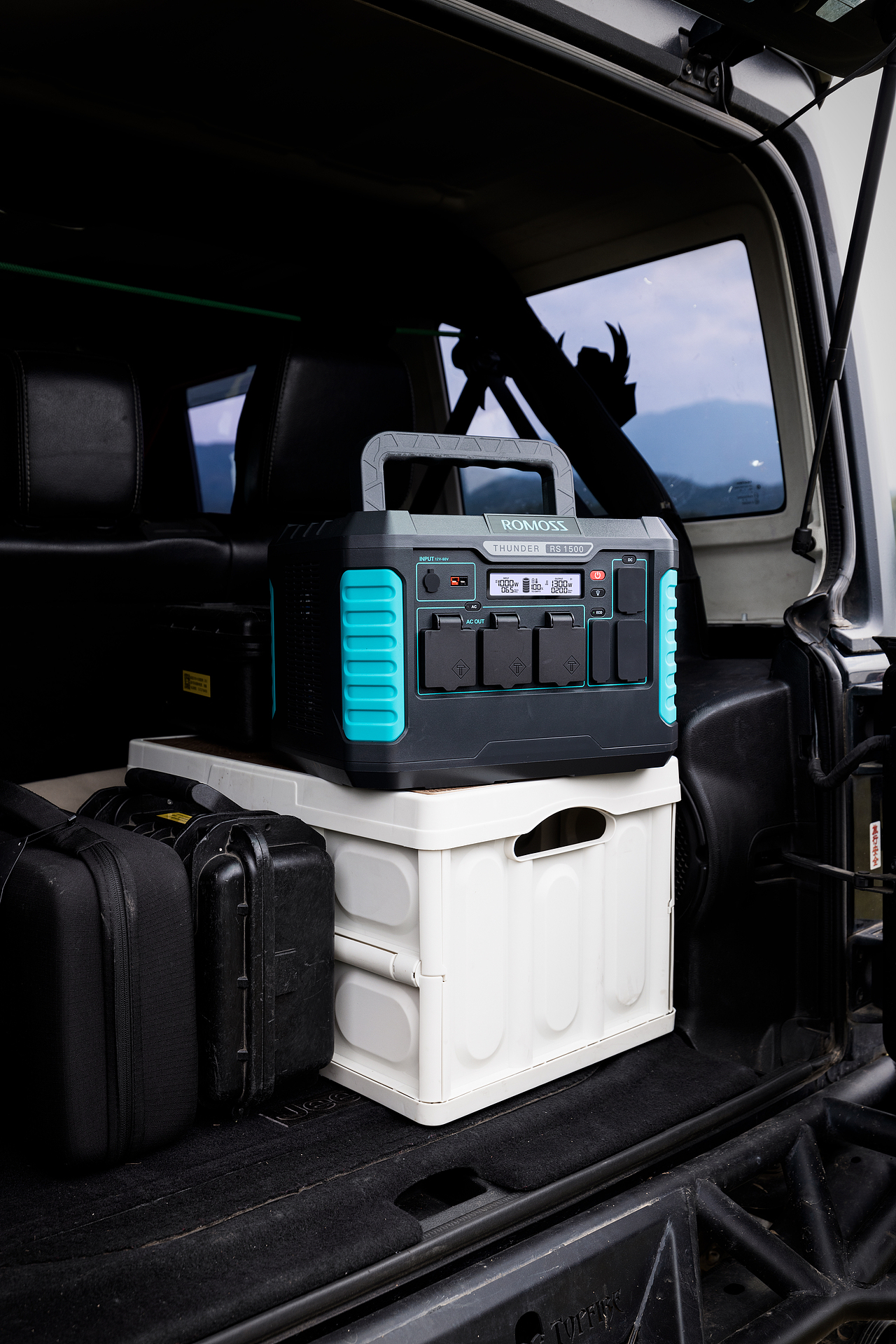 罗马仕雷霆系列 户外电源拍摄（图ZMzQ5NTI1ODQ4） - 产品摄影 - 站酷设计师一森giegie原创素材 - 站酷ZCOOL