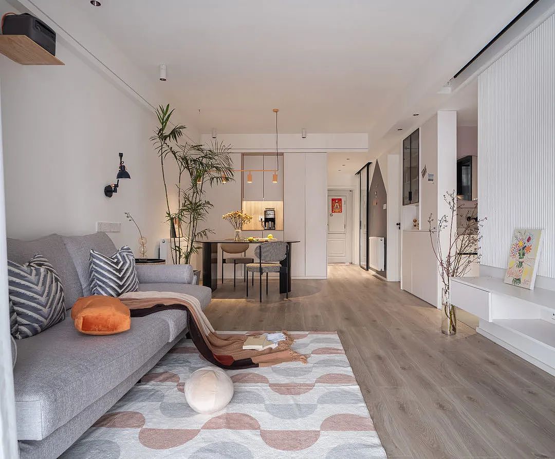 80㎡小户型装修,与豪华不沾边,但氛围让人感觉很幸福