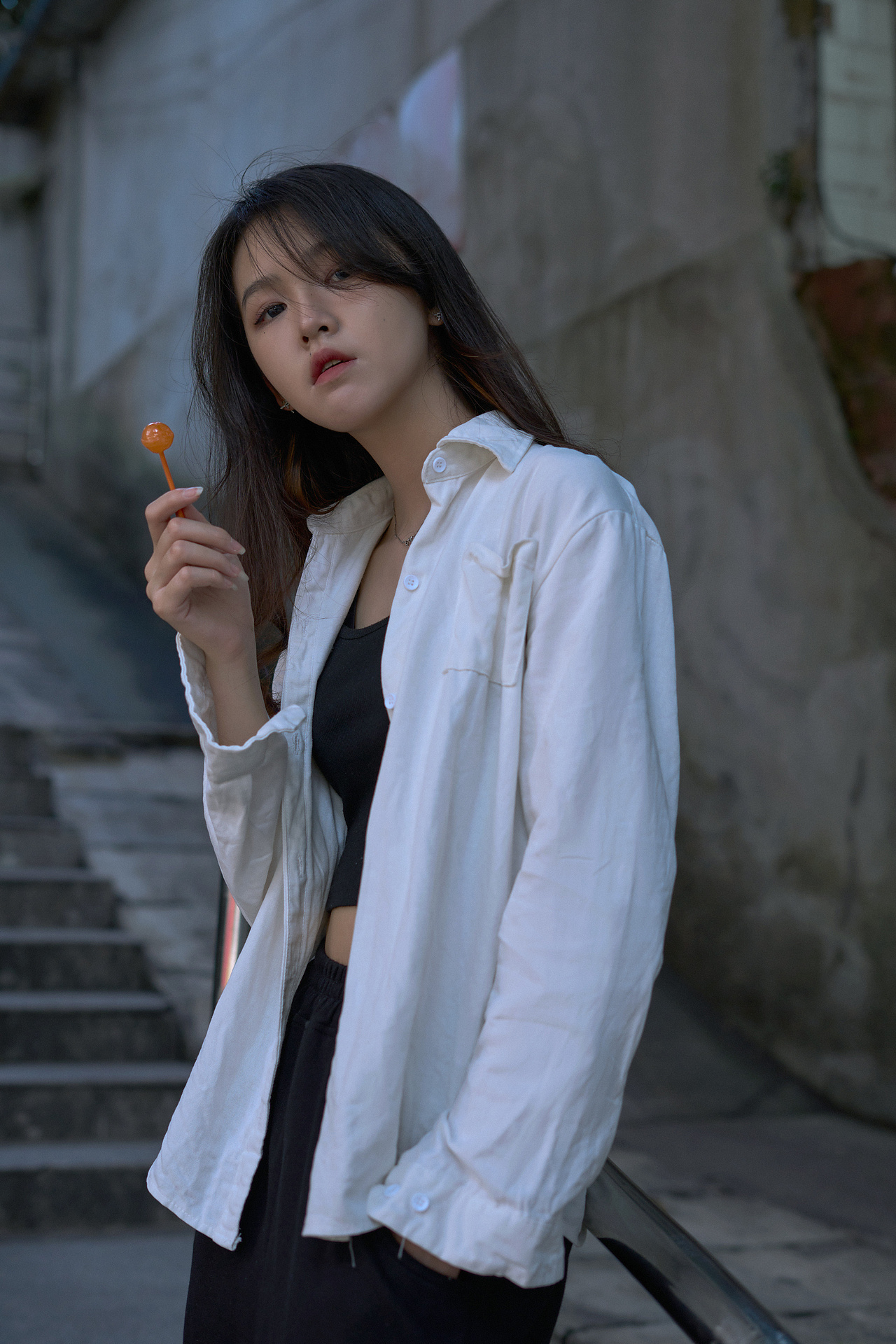 我不与人类同行