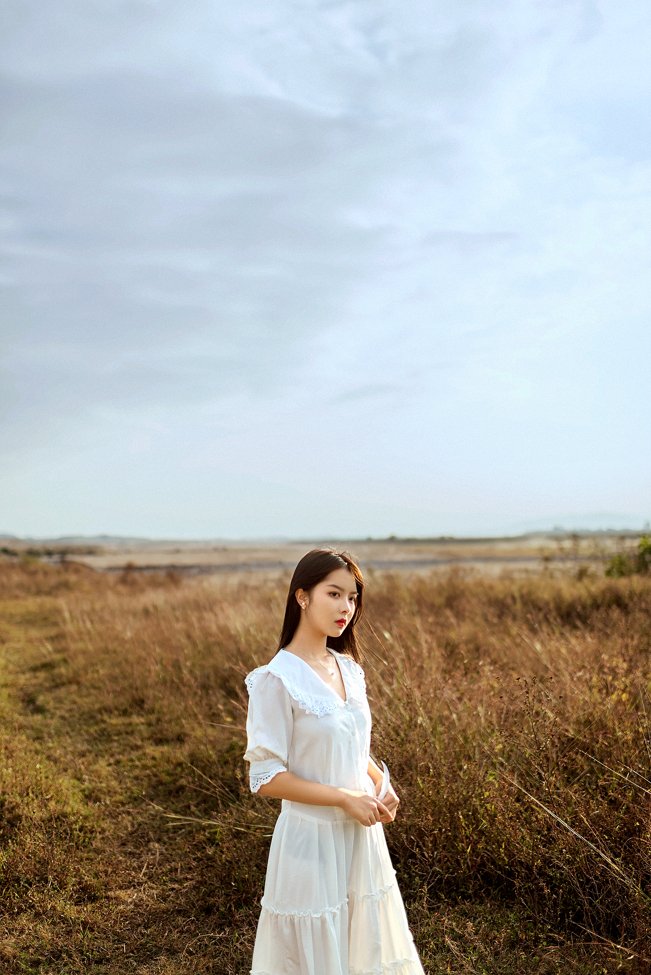 羽毛（图ZMzA0MDg1MTI4） - 人像摄影 - 站酷设计师锅一口原创素材 - 站酷ZCOOL