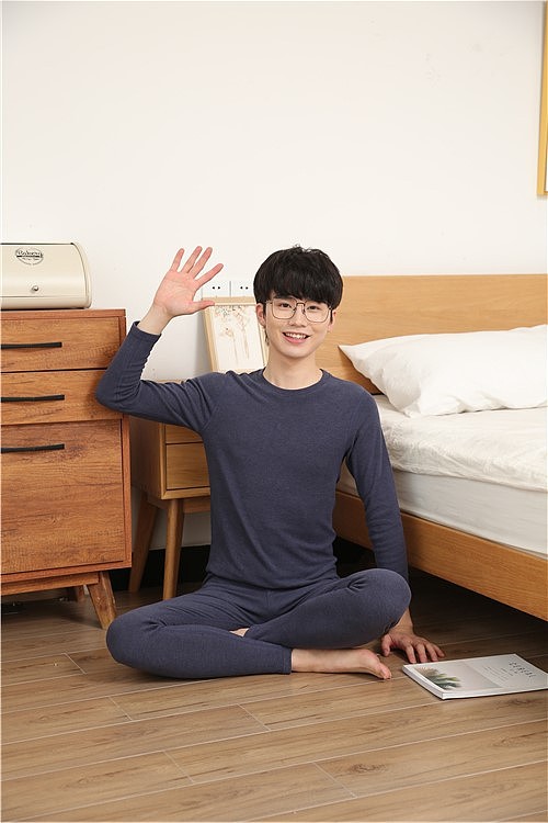 义乌海海内模保暖内衣拍照,学生韩版男模拍摄推荐