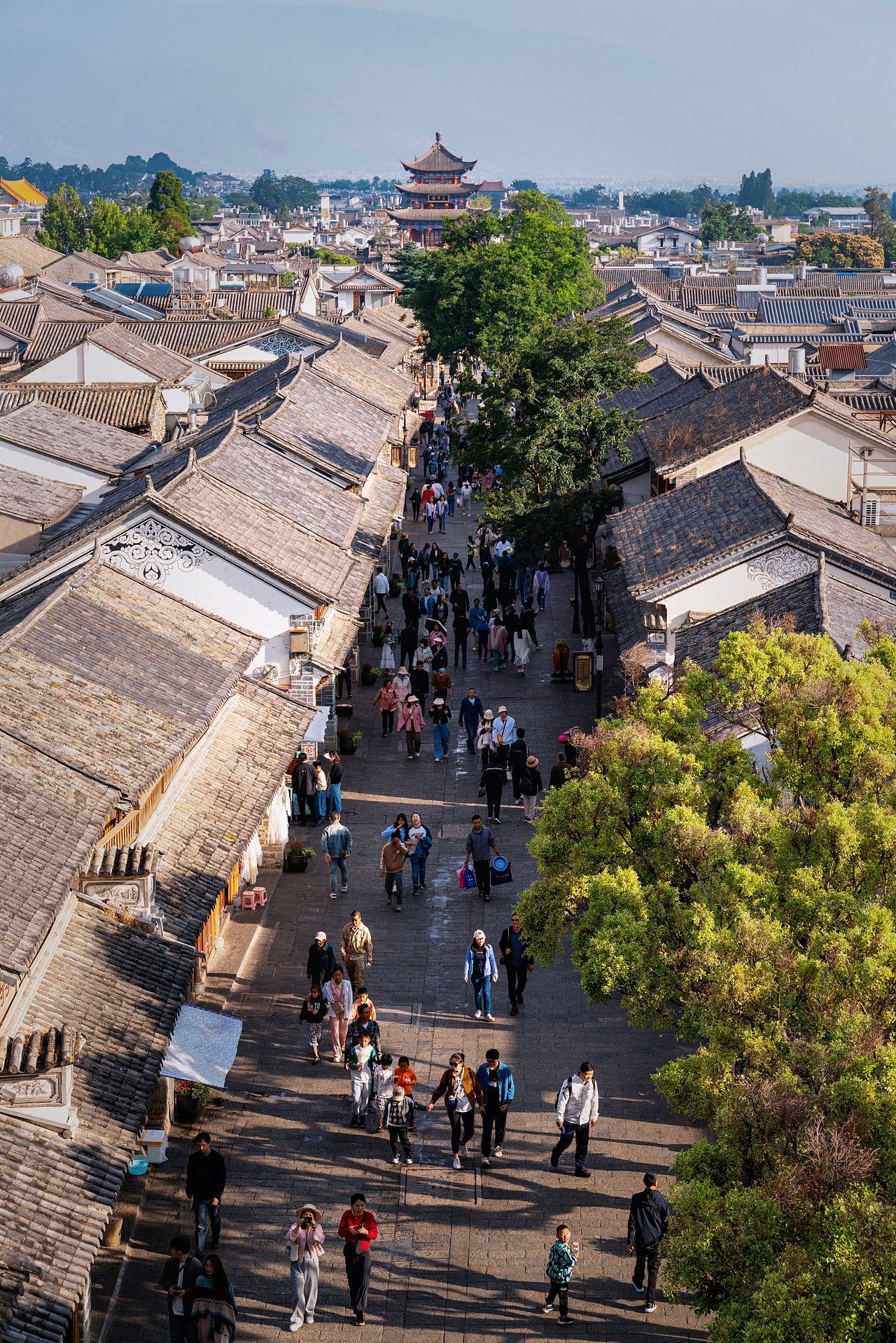 大理古城 2023.5.1（图ZMzQxMDQ1NTQ0） - 环境/建筑摄影 - 站酷设计师摄影师杨涛原创素材 - 站酷ZCOOL