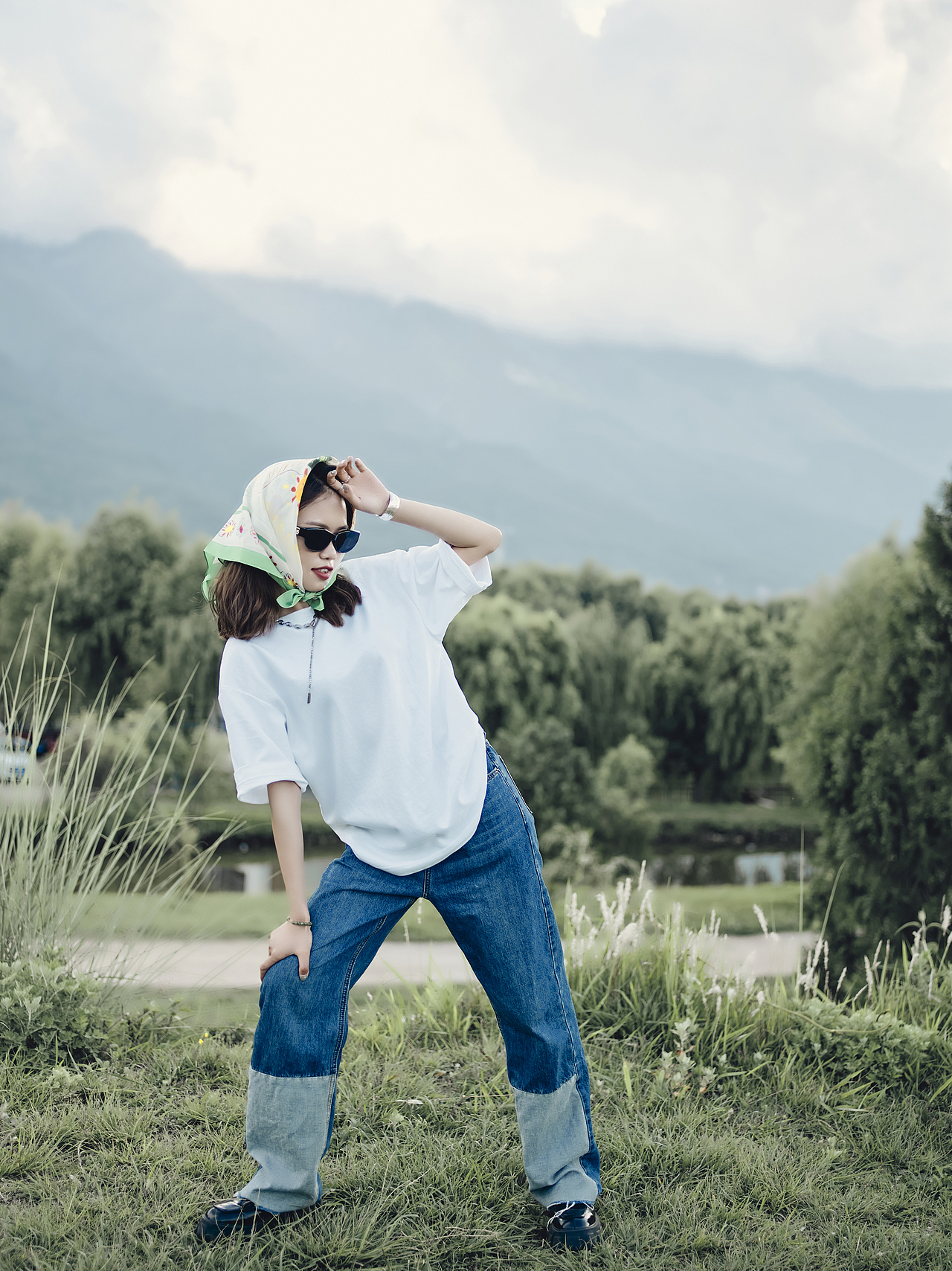 夏天的天（图ZMzA2NDk5MzYw） - 人像摄影 - 站酷设计师淡总今天不瞌睡原创素材 - 站酷ZCOOL