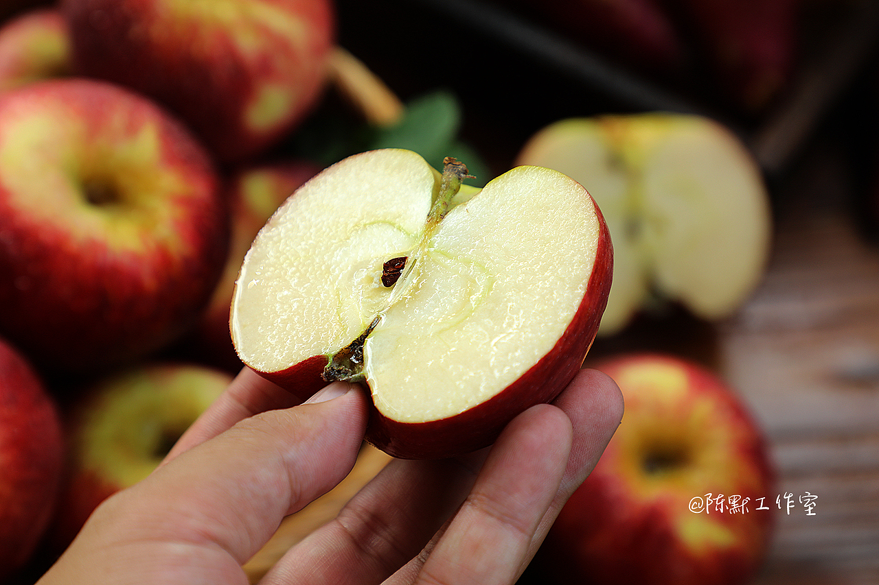云南高山种植的早熟丑苹果——华硕苹果