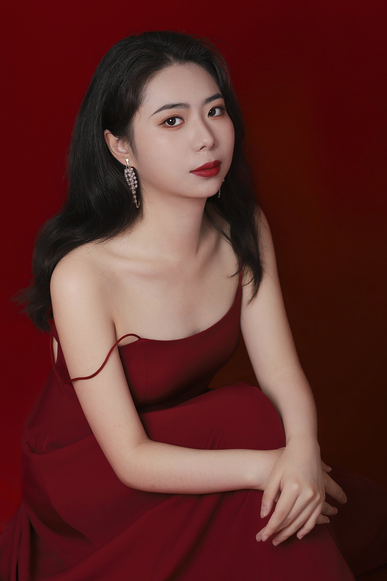 客片｜红色复古人像肖像写真（图ZMzA4OTk5NDQ4） - 人像摄影 - 站酷设计师成都摄影安静原创素材 - 站酷ZCOOL