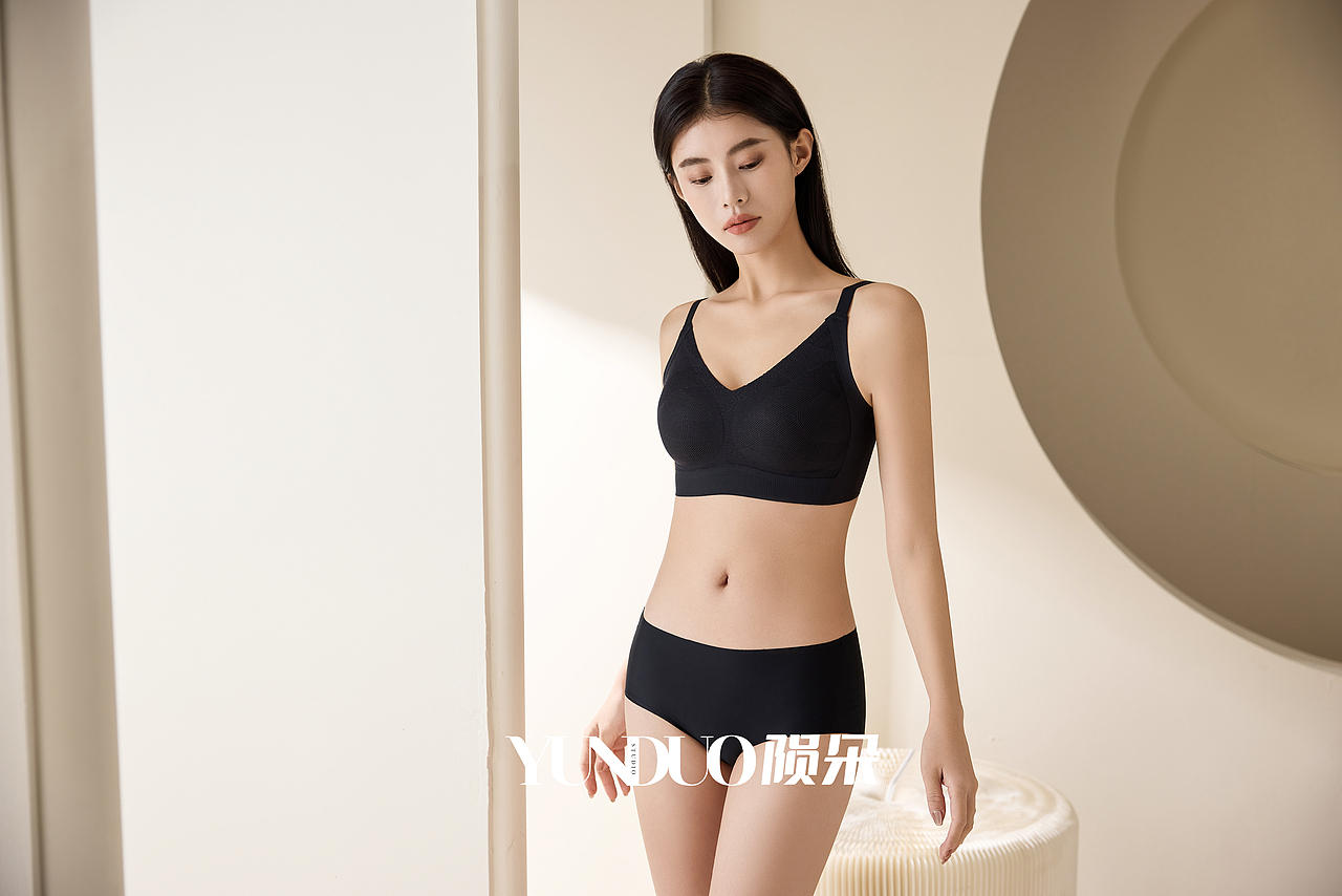 内衣拍摄 气质内衣拍摄 舒适内衣拍摄（图ZMzY2Njc2MzMy） - 产品摄影 - 站酷设计师陨朵商拍刘大奇原创素材 - 站酷ZCOOL