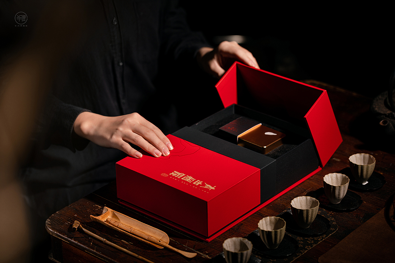 太古烟霞-特级百年老枞（图ZMzA0MDk4NzQ4） - 产品摄影 - 站酷设计师半月里摄影原创素材 - 站酷ZCOOL