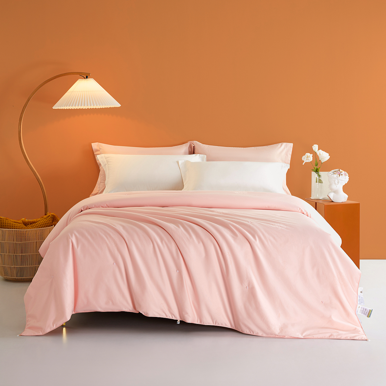 蚕丝被-家纺摄影（图ZMzIzNjg0NjE2） - 产品摄影 - 站酷设计师熊猫家纺摄影原创素材 - 站酷ZCOOL