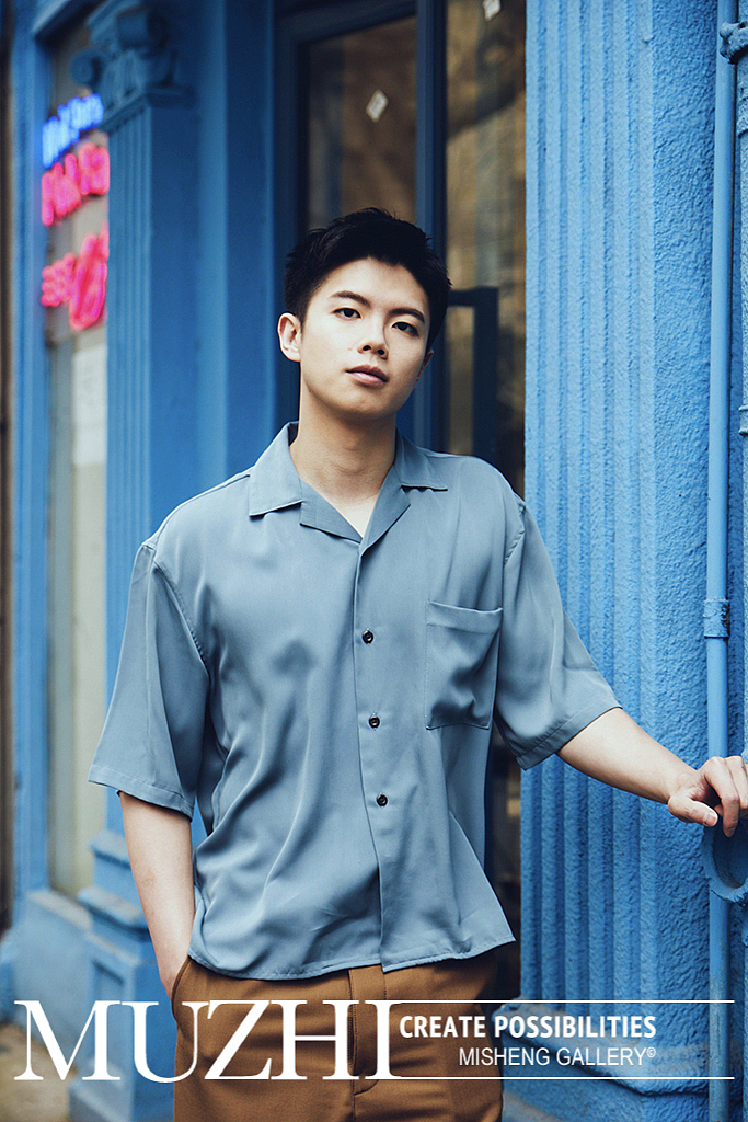 车手「叶弘历」时尚街拍大片｜摄影师木之（图ZMzcwNjU3NDU2） - 时尚/艺术摄影 - 站酷设计师摄影师木之原创素材 - 站酷ZCOOL