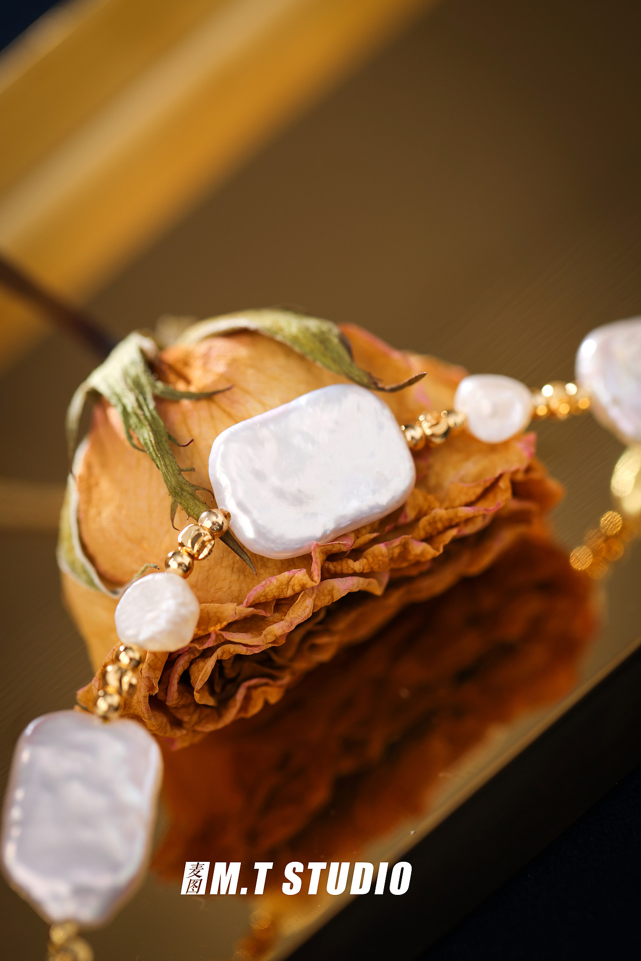 产品摄影 珠宝饰品手链静物复古平铺拍摄 饰品拍照