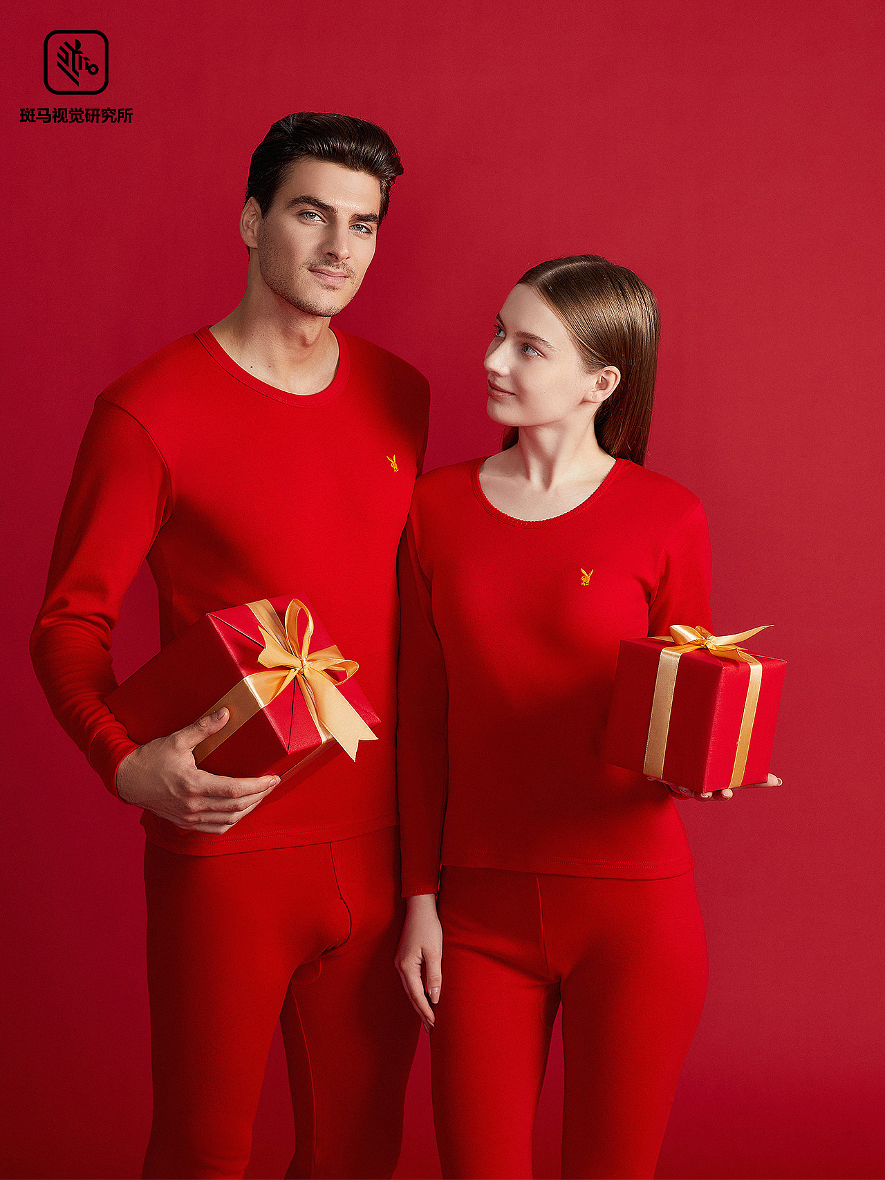 商业摄影 | 大红保暖内衣创意拍摄（图ZMzQ2MTU1MjUy） - 人像摄影 - 站酷设计师上中下摄影斑马原创素材 - 站酷ZCOOL