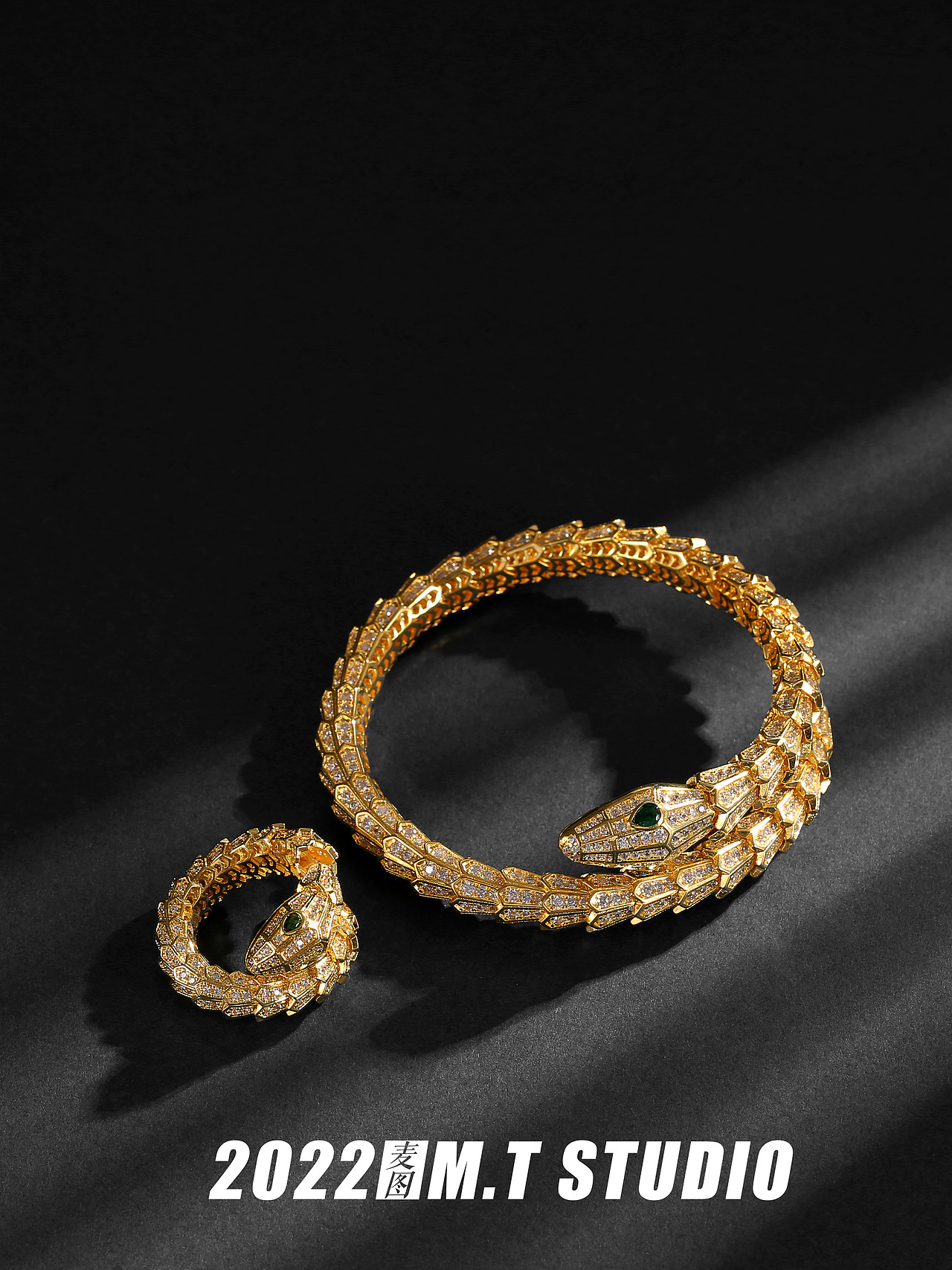 产品摄影 暗黑系珠宝饰品戒指手镯静物复古风拍摄作品