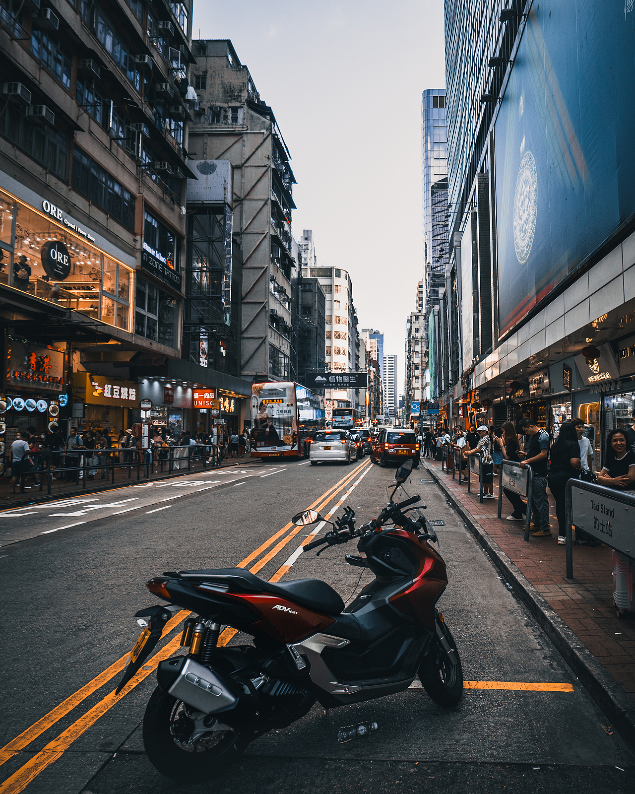 香港 I 街头摄影（图ZMzY5NDQ5NjU2） - 人文/纪实摄影 - 站酷设计师淹死的馒头123原创素材 - 站酷ZCOOL