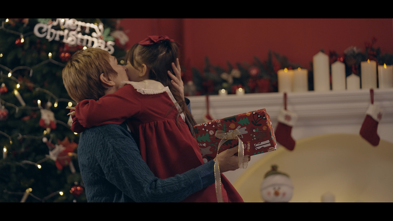 圣诞灯串产品视频（图ZMzcwNjEzOTYw） - 短片 - 站酷设计师星海设计SOSD原创素材 - 站酷ZCOOL