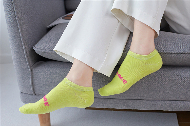 义乌袜子拍照,短袜长袜五指袜模特静物商业摄影